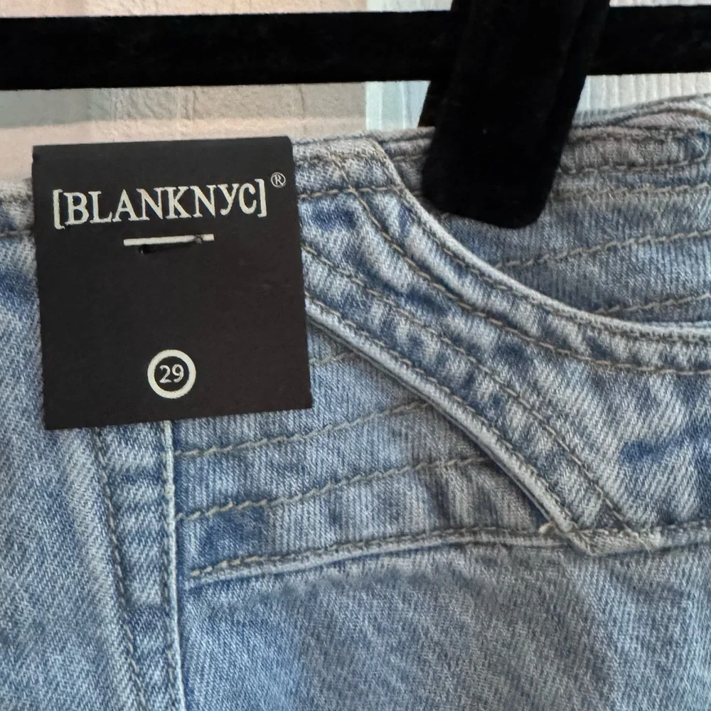 BLANK NYC Steal The Show Tapered Denim Jeans Size 29 NWT - Picture 7 of 11